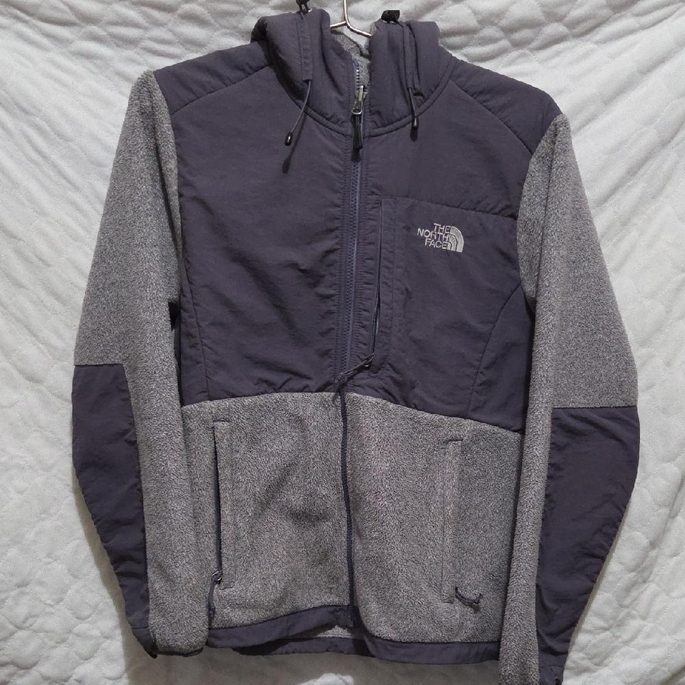 The North Face Women's Gray Zip-front Fleece Jacket.
